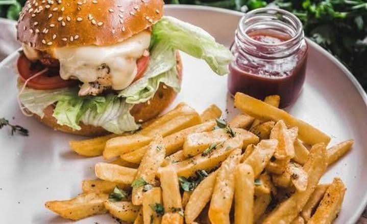Grilled Chicken Burger