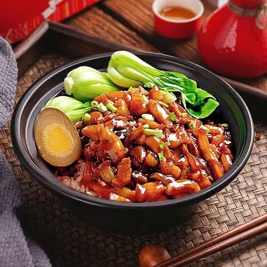 Taiwan Braised Pork Belly on Rice
