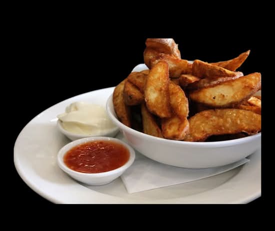 Potato Wedges with Sour Cream and Sweet Chilli (GF)