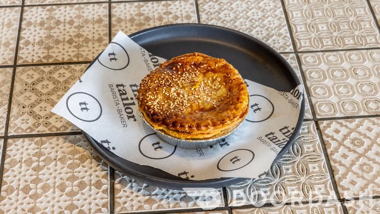 Butter Chicken Pie
