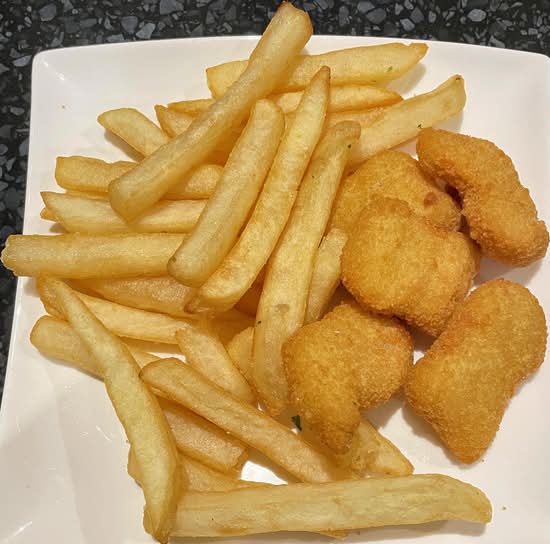 Chicken Nuggets and Chips