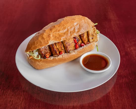 Teriyaki Tofu Bánh Mì