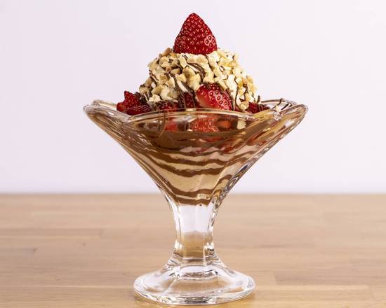 Nutella Strawberry Sundae