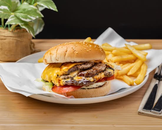 Triple Cheeseburger