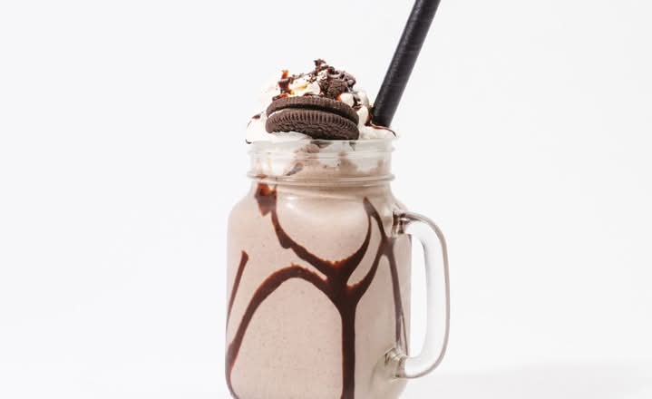 Oreo Cookie Super Shake