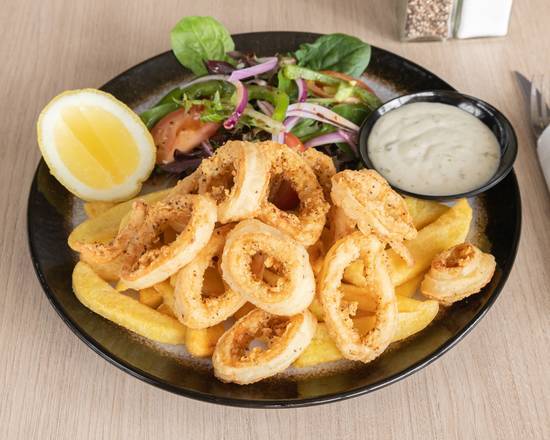 Calamari Greek Salad
