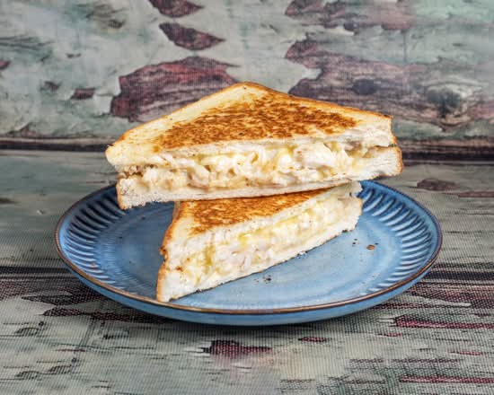 CHICKEN CHEESE TOASTIE