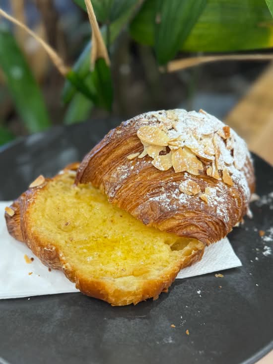 Almond Croissant