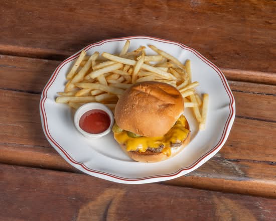 Clay Smashed Cheeseburger