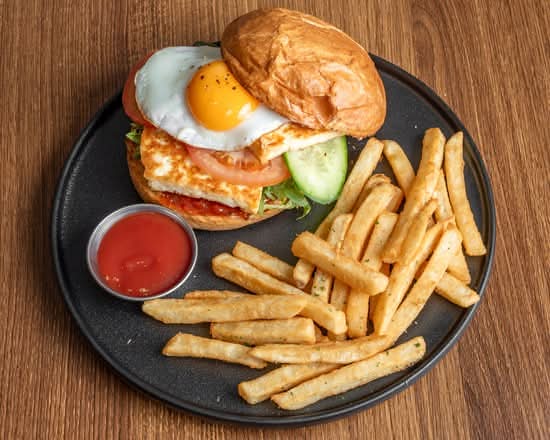 Veggie Deluxe Burger (V)