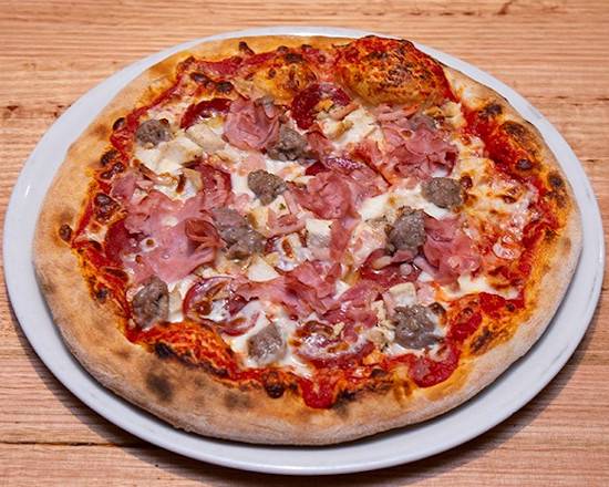 Pizza Carnivora (meat lovers)
